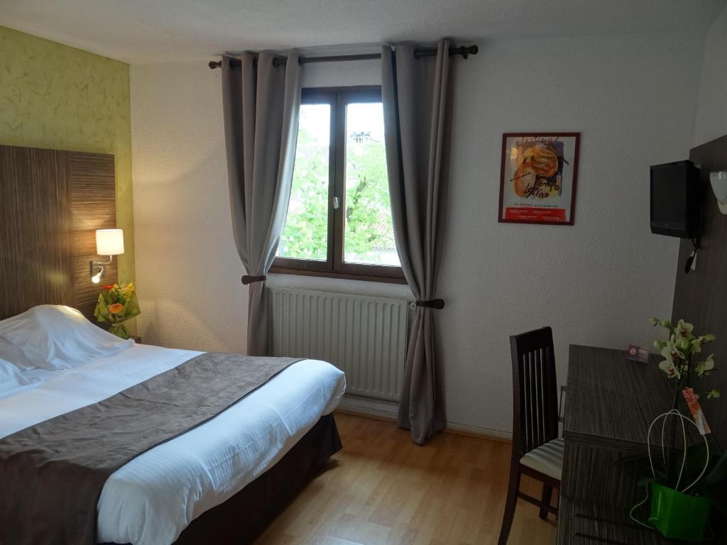 Hotel Restaurant Des Thermes Castera-Verduzan Ruang foto